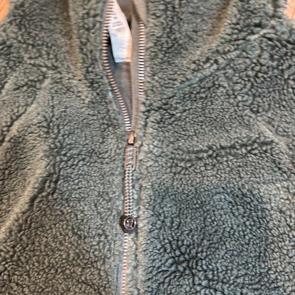 Lululemon Scuba Oversized Half-Zip Fleece Hoodie - Picture 2 of 3